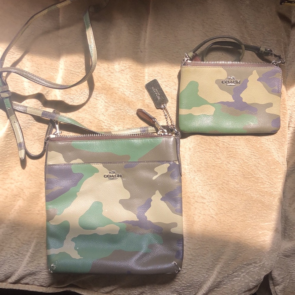 COPY - Crossbody and small wristlet